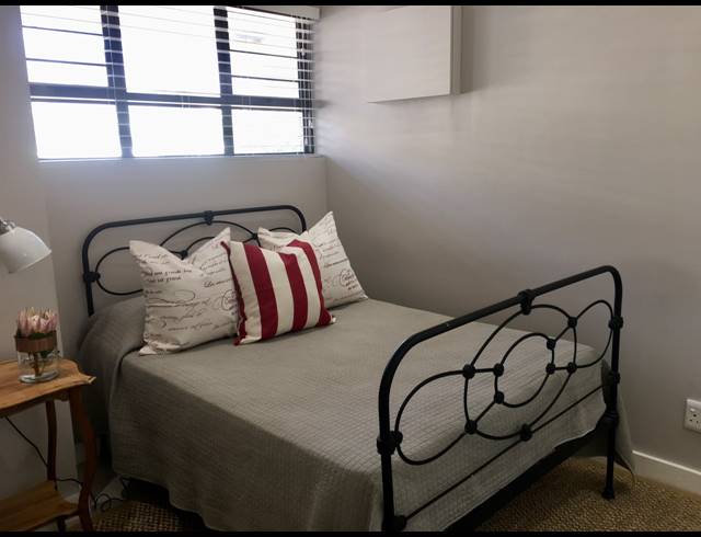 2 BEDROOM APARTMENT TO LET IN GREEN POINT